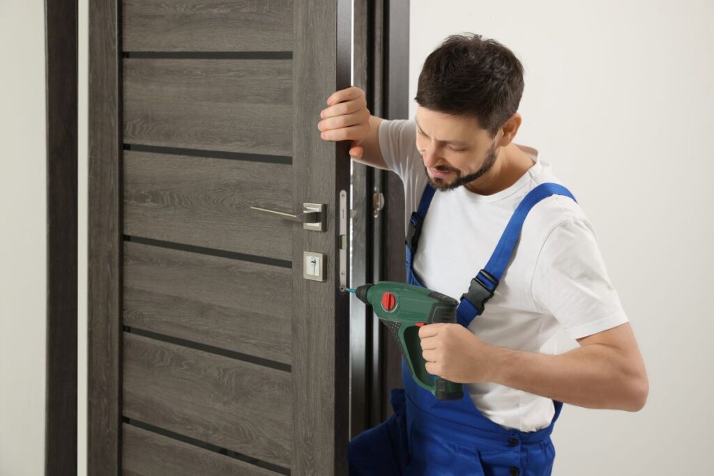 Installation de serrure multipoints Neauphlette (78980) SOS Serrurier Vachette