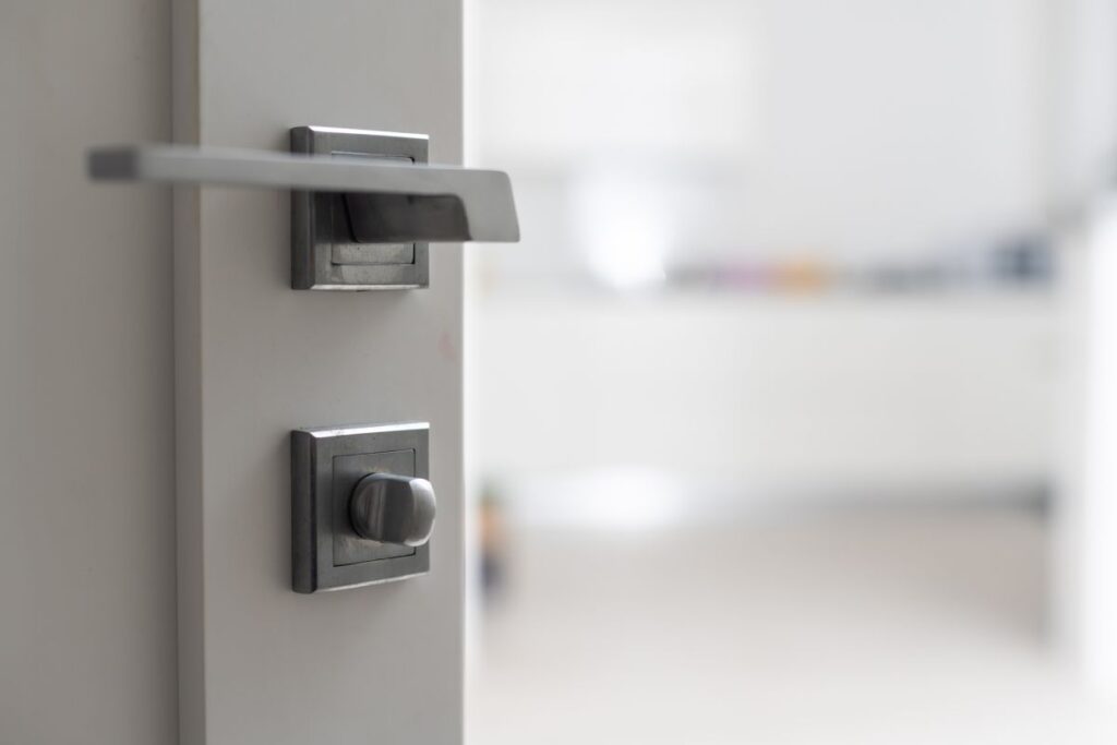 Ouverture de porte claquée Champlan (91160) SOS Serrurier Fichet