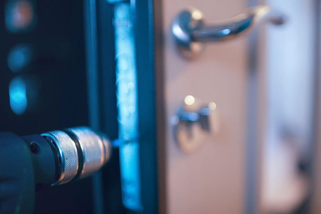 Pose de portes blindées Villiers-le-Bâcle (91190) SOS Serrurier Fichet